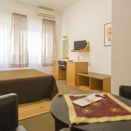 Del Viale Отель 3*
