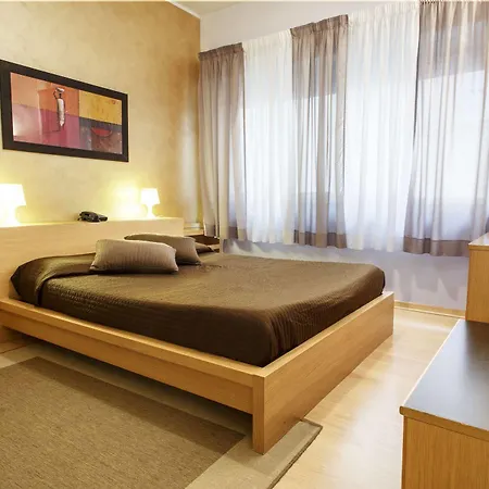 فندق Del Viale 3*